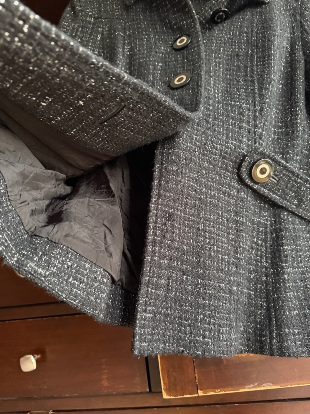 CLEARANCE TBurch Read - Picture 5 of 16